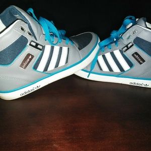 Vintage Addidas Trefoil Sneakers